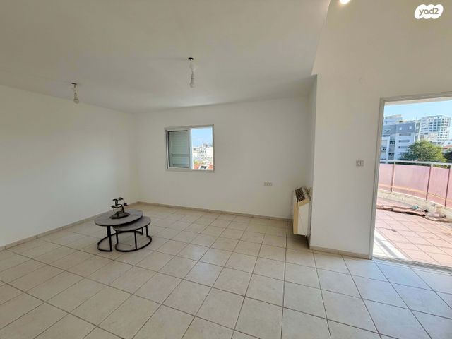 גג/ פנטהאוז, הרצליה