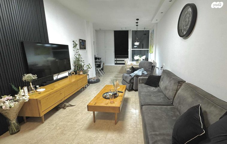 דירה, קלוזנר, לב העיר, בת ים