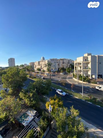 דירה, דרך חיים ברלב, לבנה, תל אביב יפו