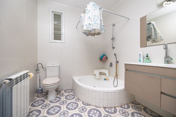 גג/ פנטהאוז, אליהו בית צורי 3, ארמון הנציב, תלפיות מזרח, ירושלים