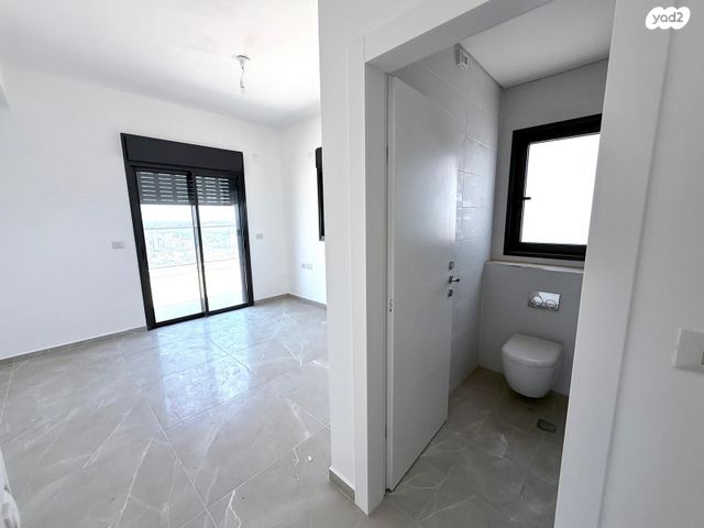 גג/ פנטהאוז, פתח תקווה 45, נתניה