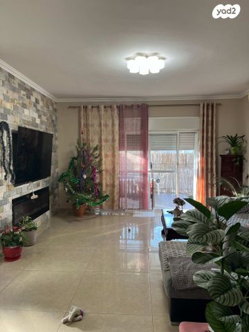 בית פרטי/ קוטג', שוהם 38, מעלות תרשיחא