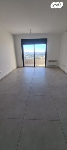 דירה, הנרייטה סולד, קרית היובל, ירושלים