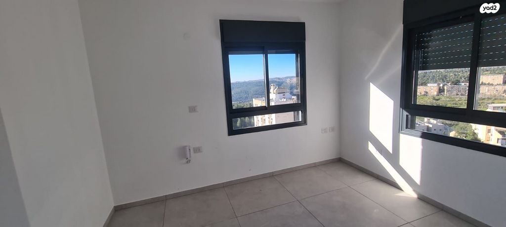 דירה, הנרייטה סולד, קרית היובל, ירושלים