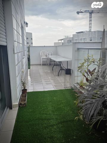 דירה, אהבת אדם, שרונה, כפר יונה