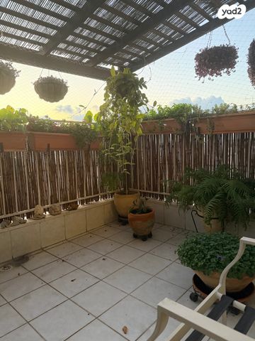 דירה, הדר, ב' / צפון מערב העיר, רחובות