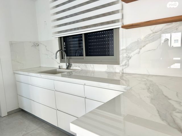 דירה, דבורה הנביאה, רובע יזרעאל סביוני העמק, עפולה