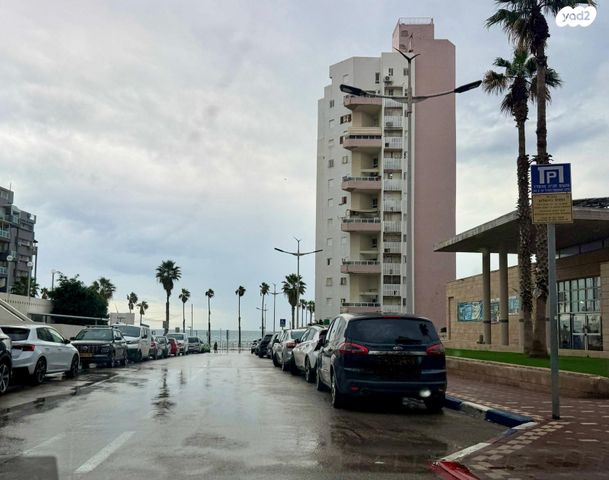 דירה, ז'בוטינסקי, בת ים