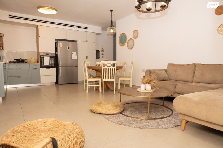 דירת גן, גדרה