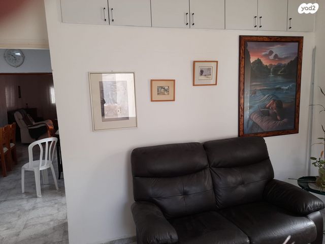 דירת גן, הכותל המערבי, שכונה א', באר שבע