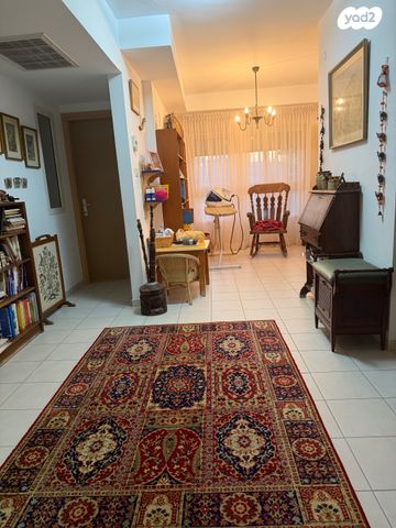 דירה, הדר, ב' / צפון מערב העיר, רחובות