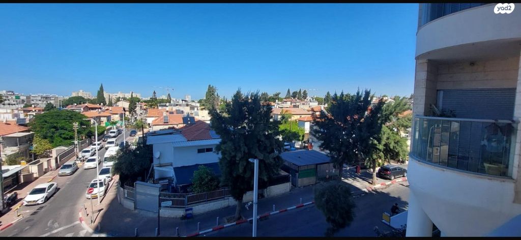 דירה, דניאל, לב העיר, בת ים