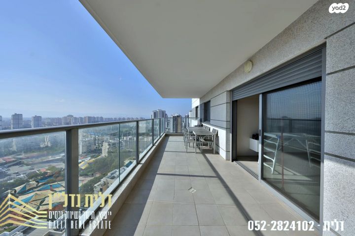 דירה, משכנות האומנים, קרית מוצקין