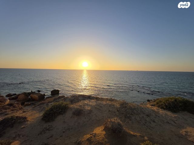 דירה, אדני פז, עין הים, חדרה