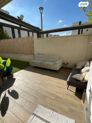 דירת גן, הפומלית, הדרים / כ"א, שוהם