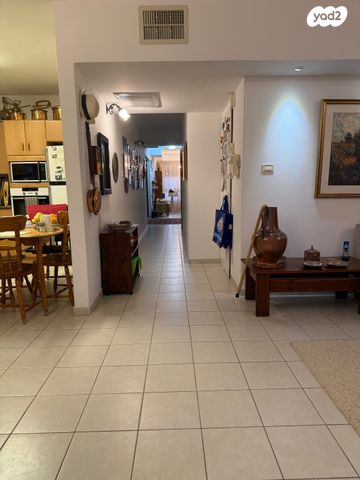 דירה, הדר, ב' / צפון מערב העיר, רחובות