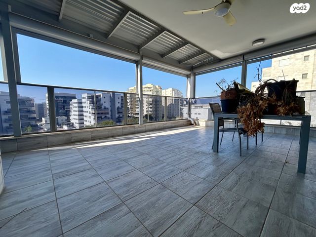 דירה, דבורה הנביאה, רובע יזרעאל סביוני העמק, עפולה