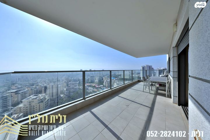 דירה, משכנות האומנים, קרית מוצקין