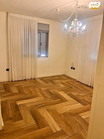 גג/ פנטהאוז, פארק המושבה, באר יעקב