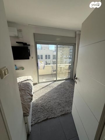 גג/ פנטהאוז, בן יהודה 31, לב תל אביב, לב העיר צפון, תל אביב יפו