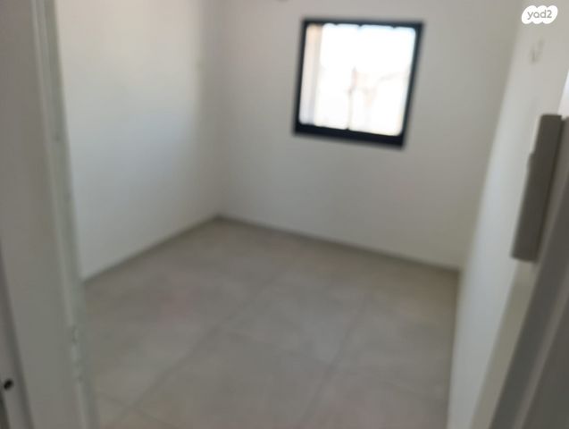 גג/ פנטהאוז, החשמונאים, גרין ועם, חולון