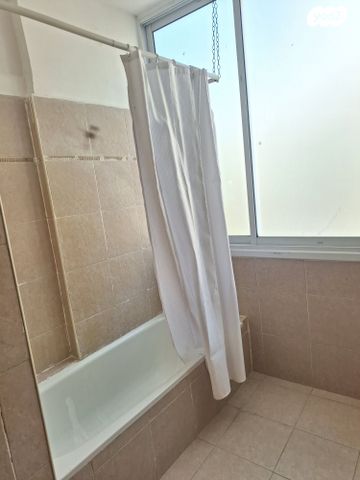 דירה, מרום נווה, רמת יצחק, רמת גן