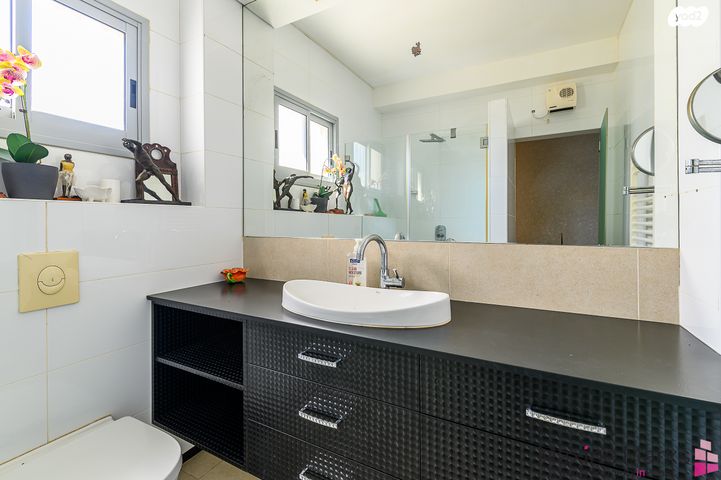 דירה, נתן יונתן, עיר ימים, נתניה