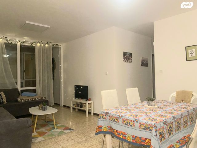 דירה, דרך ההגנה 140, נווה ברבור, כפר שלם מערב, תל אביב יפו