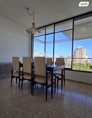 דירה, זאב שוהם, נעמ"ת, חיפה