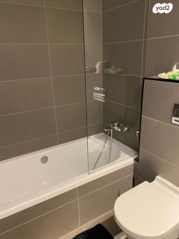 דירה, גאולה, תל אביב יפו