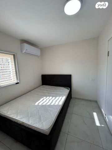 דירה, אברהם טביב, קרית אתא