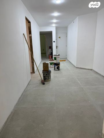 דירה, בר אילן, נווה דוד רמז, רעננה