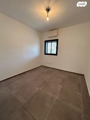 דירה, שוהם, אבני חן, חריש