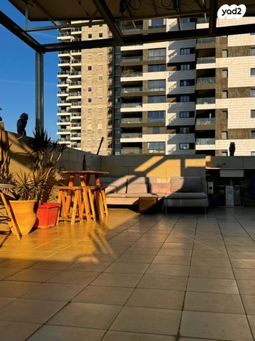 דירה, הגפן, רמת גן