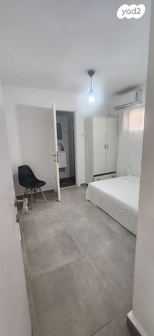 דירה, האיסיים, שכונה ד', באר שבע