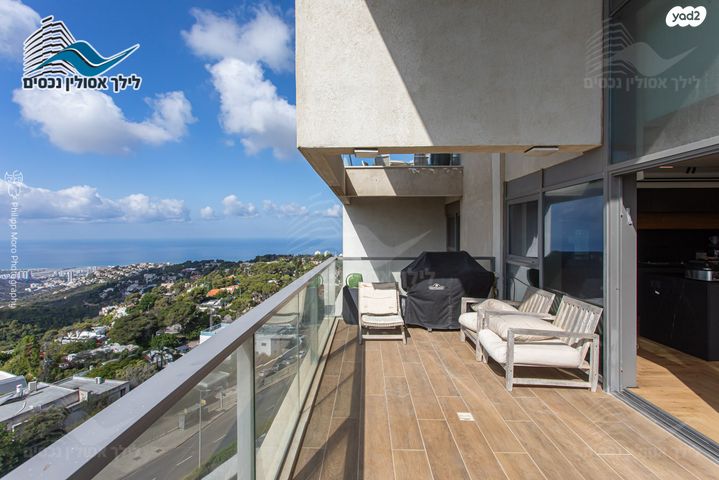 דירה, שדרות אבא חושי, חיפה