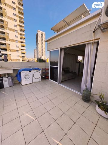 דירה, הגפן, רמת גן