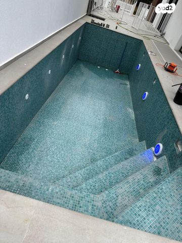 בית פרטי/ קוטג', אח"י מבטח, שער הים, ראשון לציון