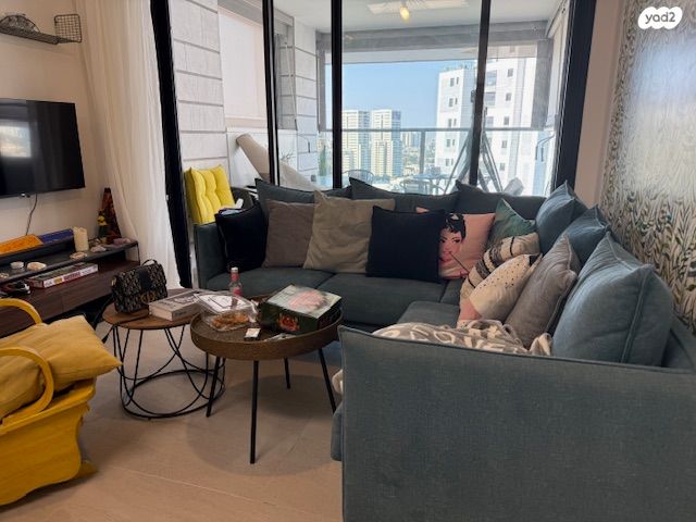 דירה, קרית קריניצי, רמת גן