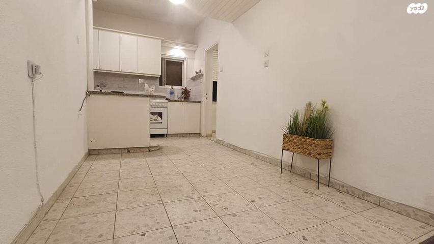 דירה, הדקלים, מרכז העיר, סביניה, הוותיקה, קרית ביאליק