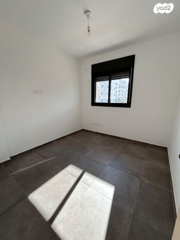 דירה, שוהם, אבני חן, חריש