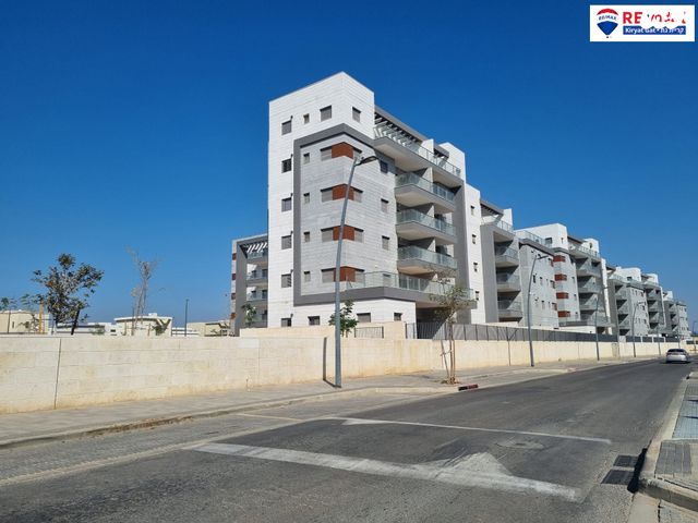 דירה, נחל גוברין 13, כרמי גת, קרית גת