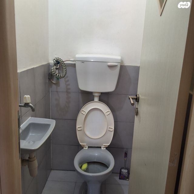 דירה, אקסודוס 4, ההעפלה, קרית גת