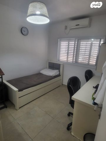 גג/ פנטהאוז, חיים ארלוזורוב 10, רמת ורבר, פתח תקווה