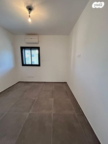 דירה, שוהם, אבני חן, חריש