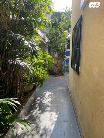 דירה, המשלטים, קרית שלום, תל אביב יפו