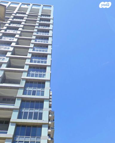 ניסים אלוני 12