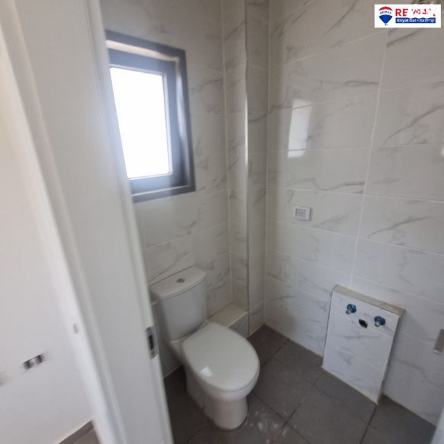 דירה, נחל גוברין 13, כרמי גת, קרית גת