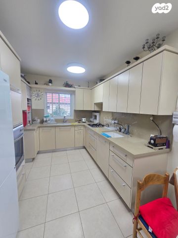 דירה, פתח תקווה