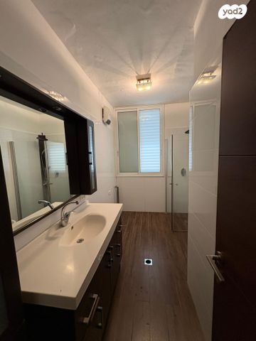 דירה, הבעש"ט, נאות רחל, חולון